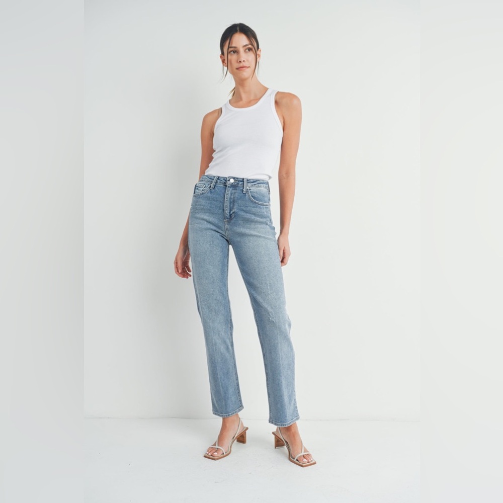 NWT Just Black Denim The Everything Straight Jean Medium Wash
